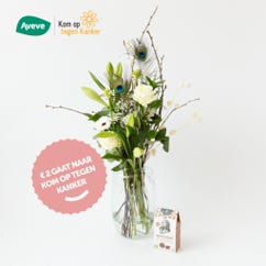 Bouquet champêtre Graceful White avec vase & biscuits Grand
